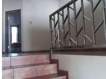 Rumah 2,5 Lantai Luas 97 di Borobudur Sukarno Hatta Suhat Malang