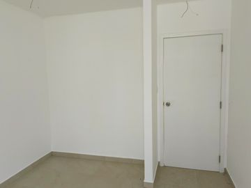 Casa de venta en la Urbanización Bahía Muyuyo, Villamil Playas, 2 plantas.