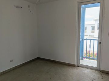 Casa de venta en la Urbanización Bahía Muyuyo, Villamil Playas, 2 plantas.