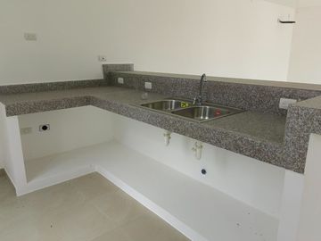 Casa de venta en la Urbanización Bahía Muyuyo, Villamil Playas, 2 plantas.