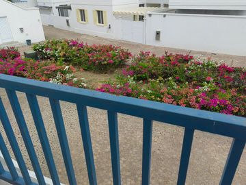 Casa de venta en la Urbanización Bahía Muyuyo, Villamil Playas, 2 plantas.