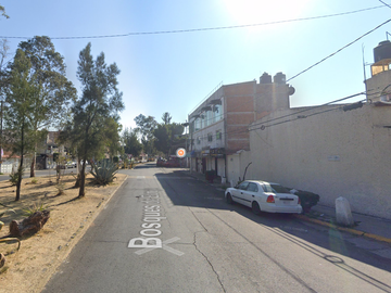 !! Gran Oportunidad de Inversión !! Hermosa Y Amplia Casa En La Mejor Zona De Bosques De Aragón Nezahualcóyotl