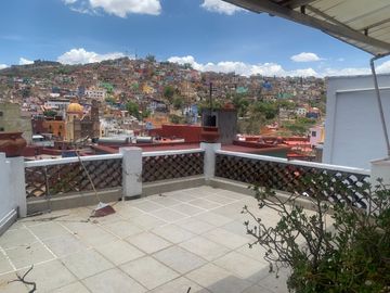 CASA EN VENTA CERCA ALHONDIGA DE GRANADITAS ZONA CENTRO GUANAJUATO