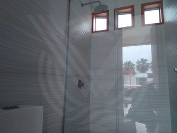 CASI DE ESTRENO!!! CASA AMOBLADA EN CONDOMINIO DE CHOCALLA KM 92.5 (CAMPO Y PLAYA)