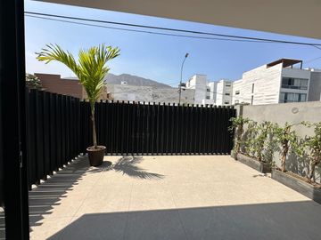 EN VENTA DEPARTAMENTO 101 DE ESTRENO EN Ca. Aster, SURCO