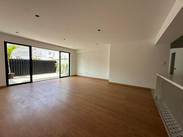 EN VENTA DEPARTAMENTO 101 DE ESTRENO EN Ca. Aster, SURCO