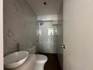 EN VENTA DEPARTAMENTO 101 DE ESTRENO EN Ca. Aster, SURCO