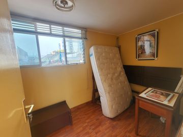 Vendo Casa en Magdalena  a 03 Cdras. de Av. La Marina