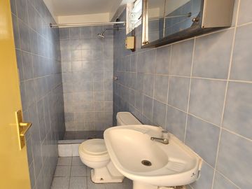Vendo Casa en Magdalena  a 03 Cdras. de Av. La Marina