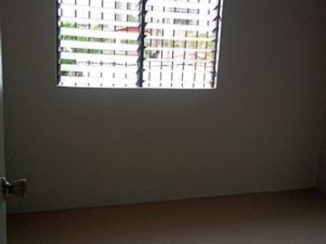 FOR SALE HOUSE AND LOT IN BASAK, LAPU-LAPU CITY, CEBU