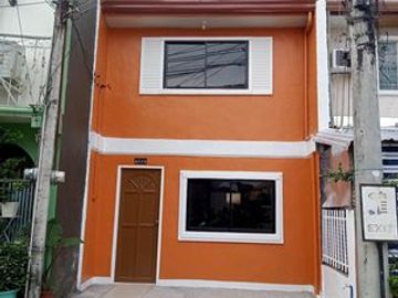 FOR SALE HOUSE AND LOT IN BASAK, LAPU-LAPU CITY, CEBU