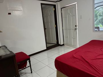 Resale Six Bedrooms Beach House with Pool Resort in Catmon