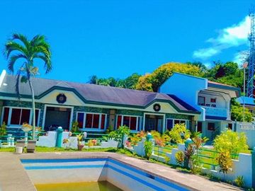 Resale Six Bedrooms Beach House with Pool Resort in Catmon