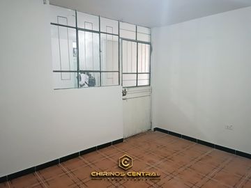 SE ALQUILA CASA DE 3 NIVELES 10 HABITACIONES/ TIABAYA AREQUIPA.