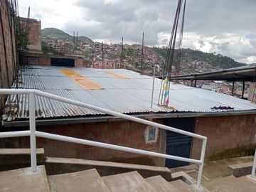 VENTA CASA TICA TICA CUSCO 175M2
