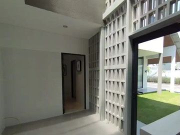 Royal Residence Organica Wiyung Sby