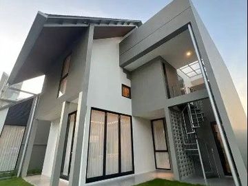 Royal Residence Organica Wiyung Sby