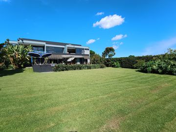 Gorgeous Home with Pool, Steam Room + Extras, Heart of llanogrande/Tablazo