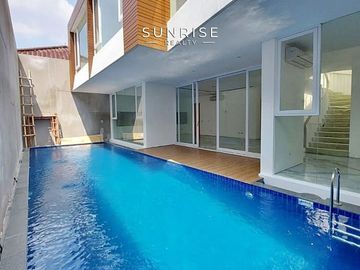 Rumah Dijual Di Jl Niaga Niaga Hijau Pondok Indah Jakarta Selatan