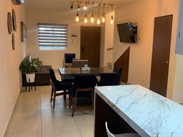 EN VENTA CONDOMINIO NUEVO A UNA CUADRA DE LA PLAYA, SAN CARLOS, SONORA.