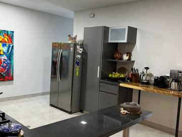 SE VENDE CASA EN EL EXCLUSIVO SECTOR DE VENECIA