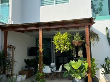 SE VENDE CASA EN EL EXCLUSIVO SECTOR DE VENECIA