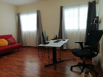 HERMOSA RESIDENCIA EN BUGAMBILIAS 2DA SECCIÓN