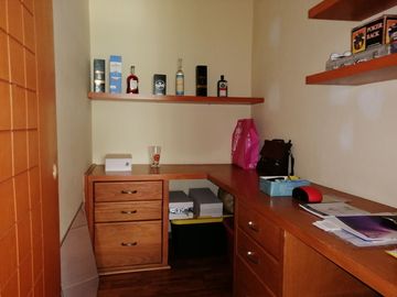 HERMOSA RESIDENCIA EN BUGAMBILIAS 2DA SECCIÓN