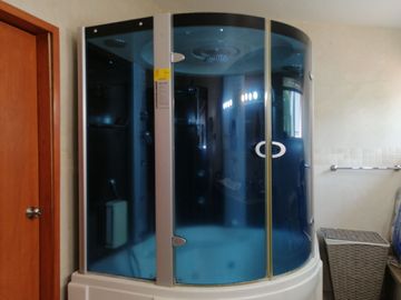 HERMOSA RESIDENCIA EN BUGAMBILIAS 2DA SECCIÓN