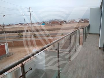 HERMOSO DUPLEX A POCOS MINUTOS DE LIMA ENTRE SAN BARTOLO Y PUNTA NEGRA y Punta Negra