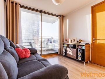 1 Dormitorio + 1 Baño en San Miguel, Metro Lo Vial.
