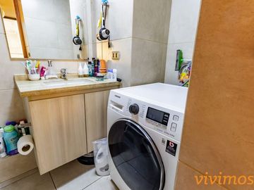 1 Dormitorio + 1 Baño en San Miguel, Metro Lo Vial.