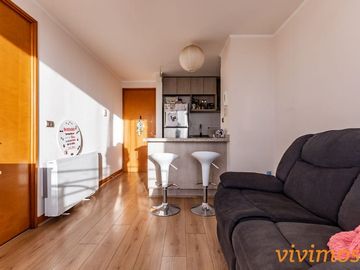 1 Dormitorio + 1 Baño en San Miguel, Metro Lo Vial.