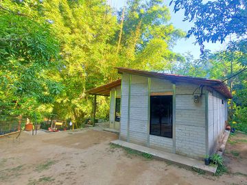 Finca Venta en Minca, 1 hectárea con Riachuelo, Sobre la Vía - Santa Marta