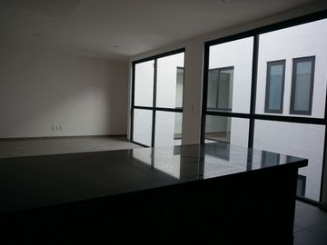 Venta Departamento Col Roma 2 Recámaras 2 Estacionamientos y Patio