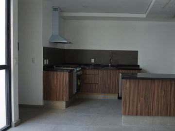 Venta Departamento Col Roma 2 Recámaras 2 Estacionamientos y Patio
