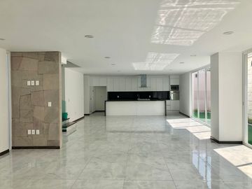 Venta exclusiva residencia en altozano con amplio terreno de 297 m