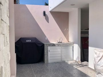 Venta exclusiva residencia en altozano con amplio terreno de 297 m