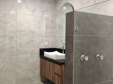 Venta exclusiva residencia en altozano con amplio terreno de 297 m
