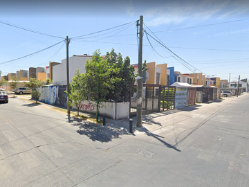 CASA EN VOLCAN MALINCHE, HUENTITANEL BAJO,	GUADALAJARA, JALISCO. ¡CASA EN REMATE! -FQA