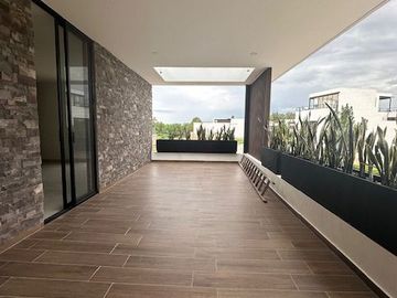VENTA DE CASA AL NORPONIENTE EN TAMARINDOS