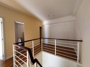 reopened 2br loft type condo for sale in BGC, Avida Towers Montane accross Upwtown Mall