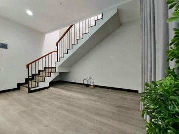 Townhouse Modern Minimalis Siap Huni Di Ampera Jakarta Selatan.