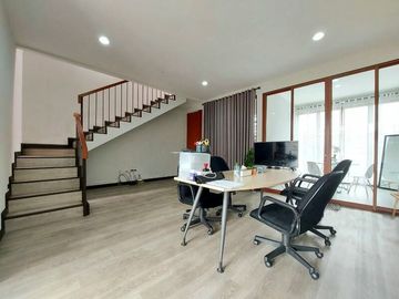 Townhouse Modern Minimalis Siap Huni Di Ampera Jakarta Selatan.