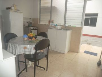 Oferta!!Vendo casa con vista a parque Maranga, amplísima !
