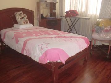 Oferta!!Vendo casa con vista a parque Maranga, amplísima !