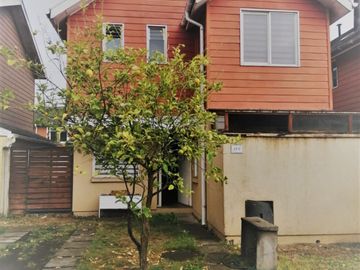Oportunidad:Amplia casa en San Pedro de La Paz