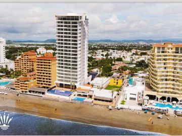 Venta de departamento a pie de playa en Mazatlán