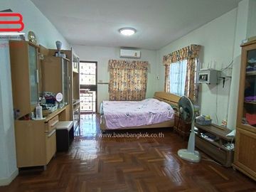 บ้านเดี่ยว หลังริม หมู่บ้าน พนาสนธิ์ การ์เด้นท์โฮม 4 เนื้อที่ 89.3 ตรว. ถนนนิมิตใหม่ เขตมีนบุรี