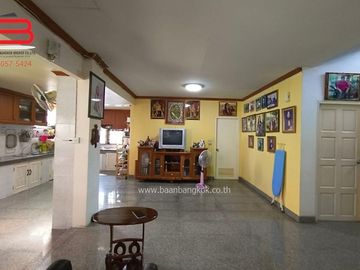บ้านเดี่ยว หลังริม หมู่บ้าน พนาสนธิ์ การ์เด้นท์โฮม 4 เนื้อที่ 89.3 ตรว. ถนนนิมิตใหม่ เขตมีนบุรี